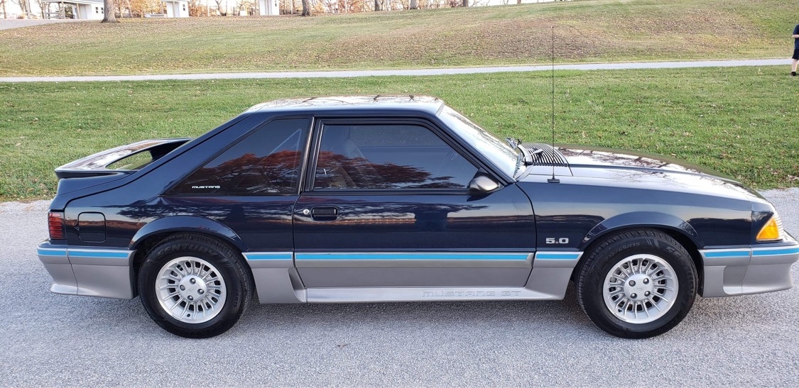 1988 Ford Mustang GT 5 SPEED MANUAL TRANS LOW MILES