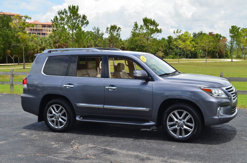 2014 Lexus LX 4WD 4 Door SUV W/Luxury Package and Rear Entertain | eBay