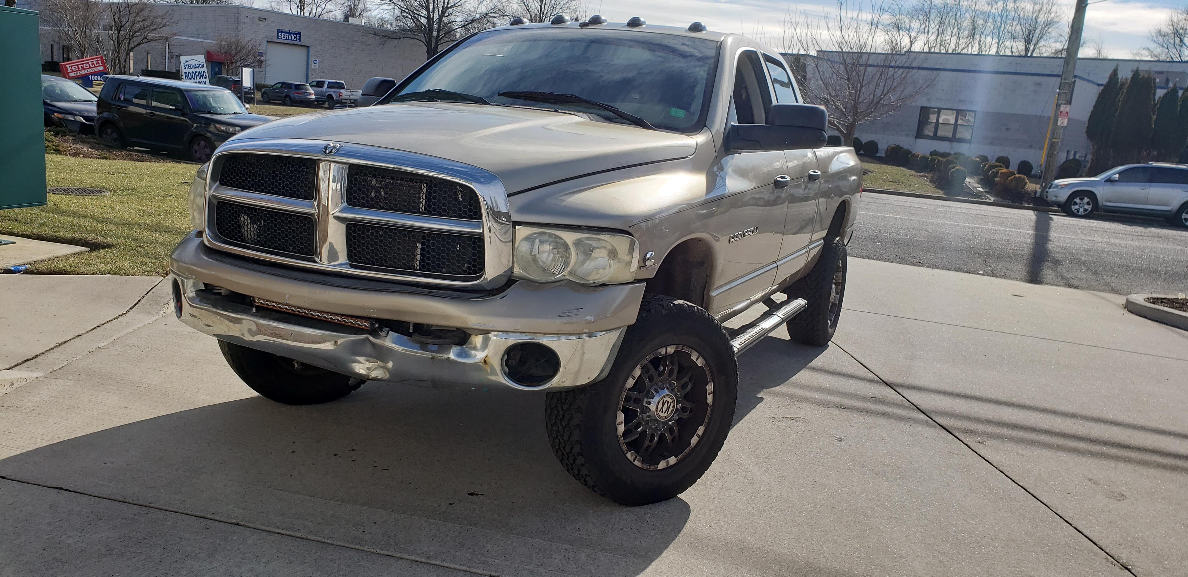 Dodge Ram 3500 серый матовый