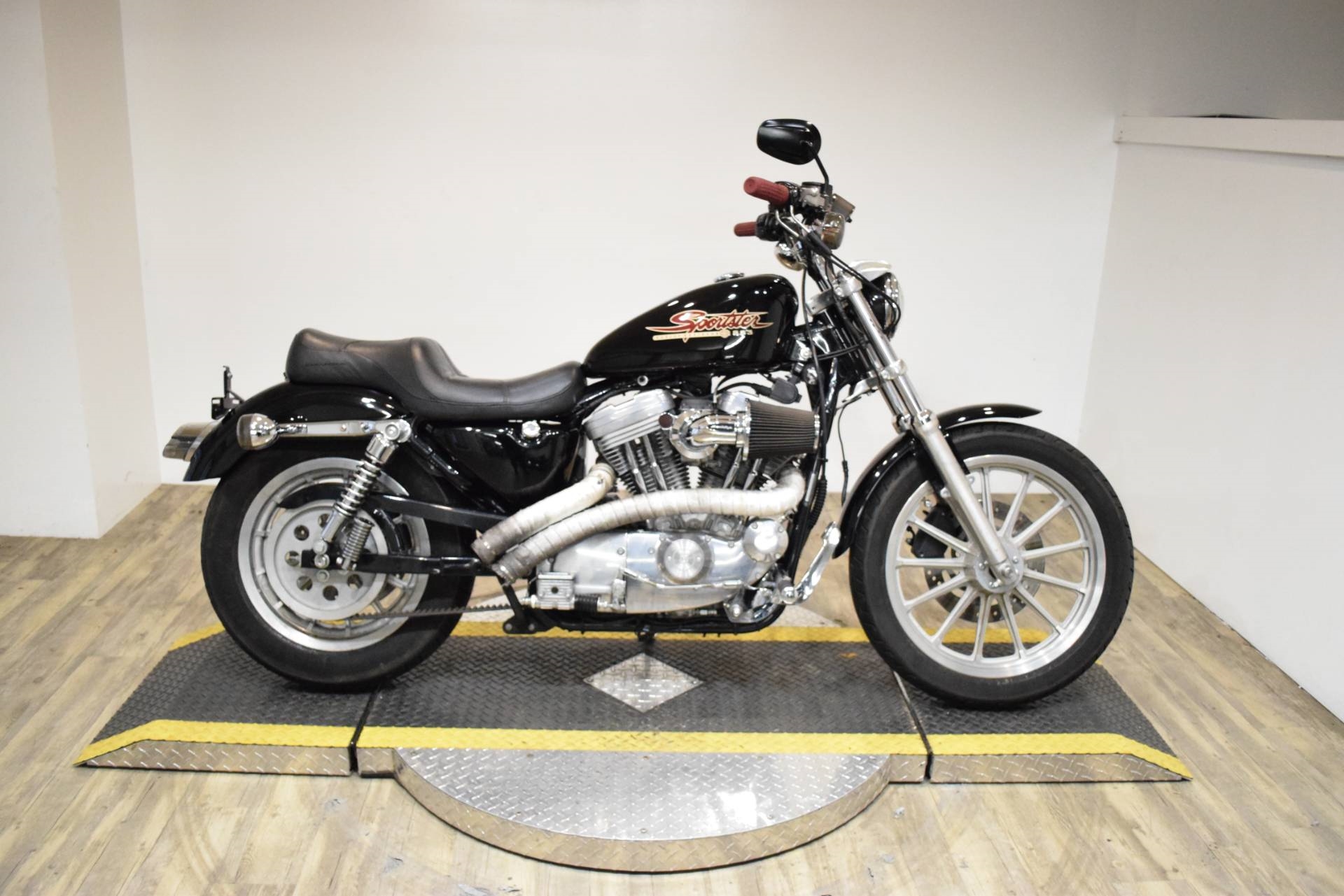 Harley Davidson xlh883