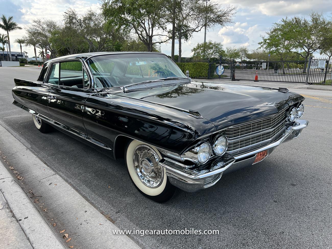 1962 Cadillac Coupe Deville Coupe Deville - Picture 11 of 40