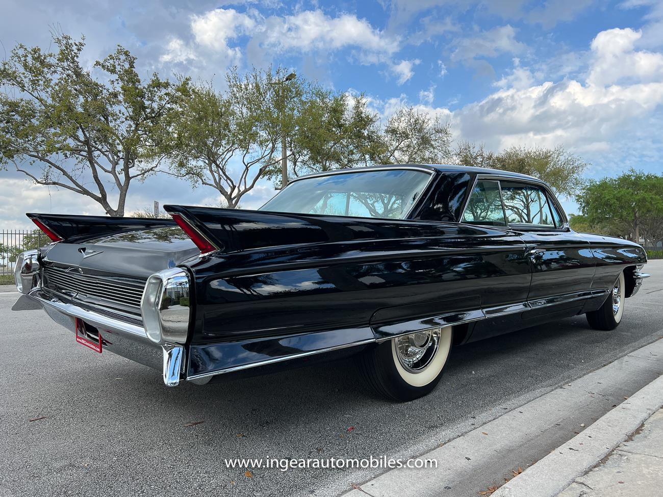 1962 Cadillac Coupe Deville Coupe Deville - Picture 9 of 40