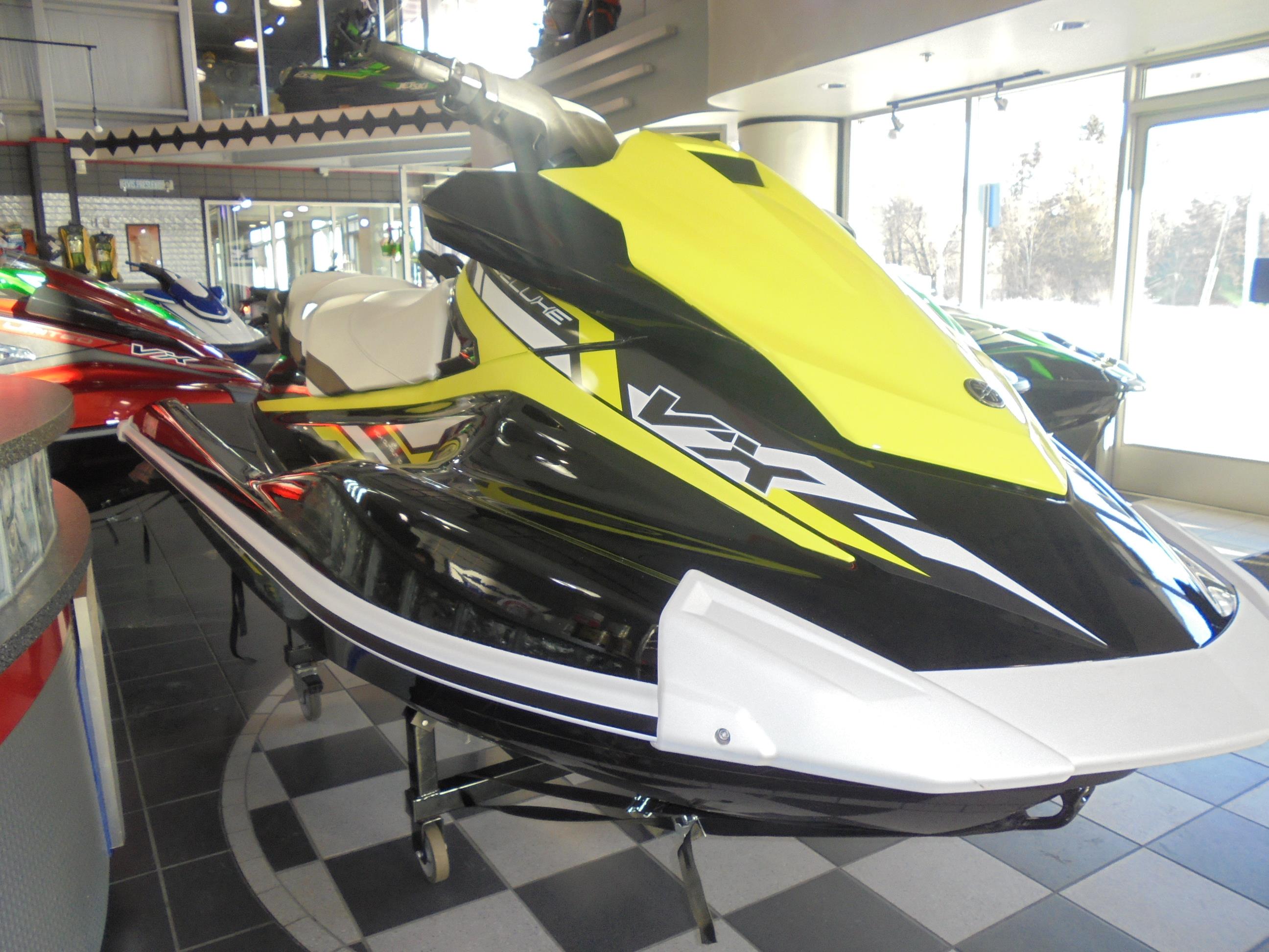 2019 Yamaha Vx Deluxe Waverunner * Boat Show Special * Includes 3 Year
